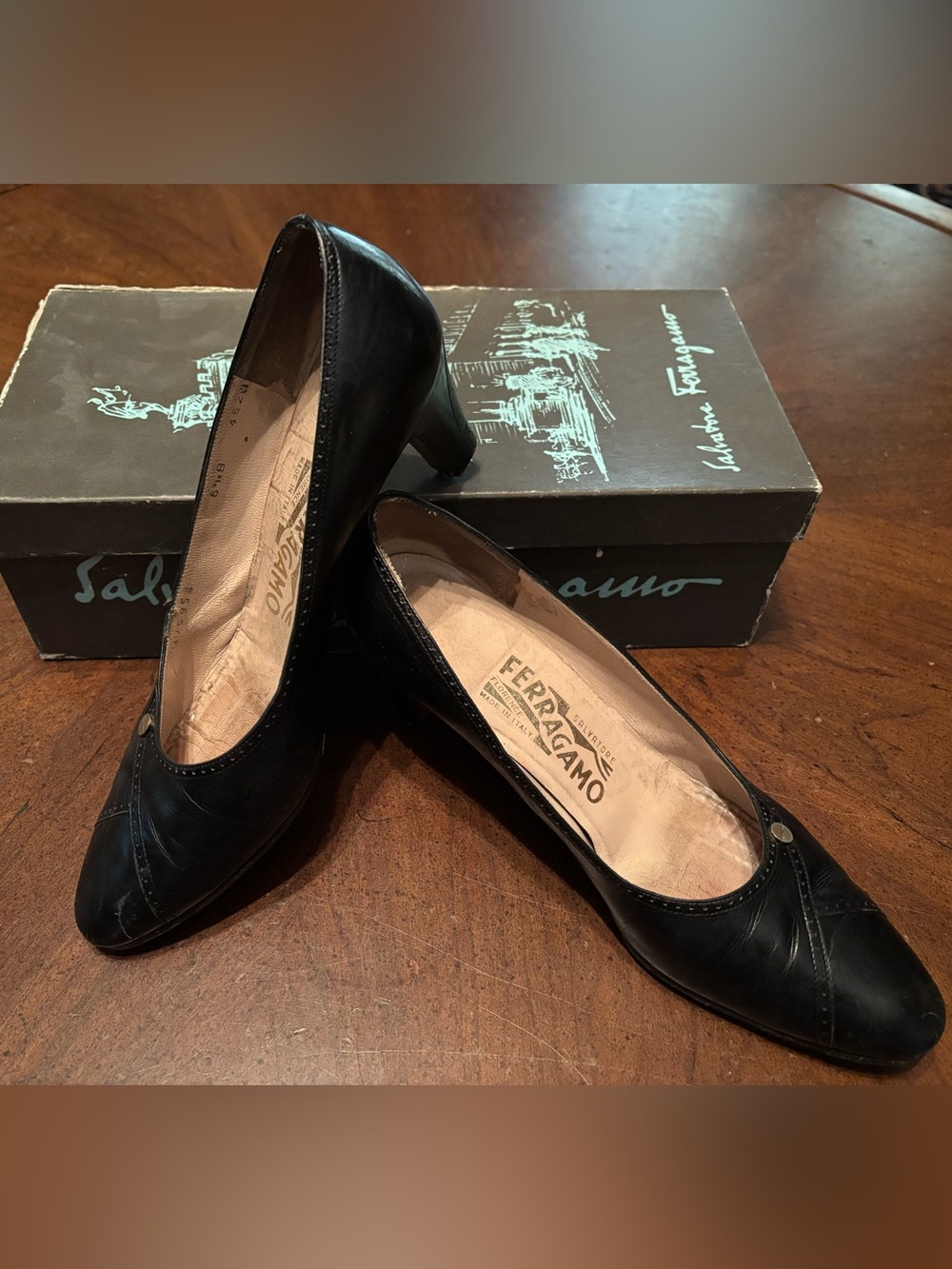 Salvatore Ferragamo Black Leather Classic Mid Heel Pumps - Vintage 70s